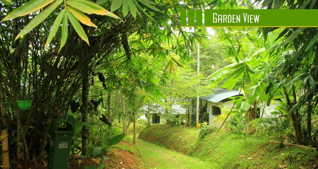 Vintage Garden Resort Sultan Bathery Exterior photo